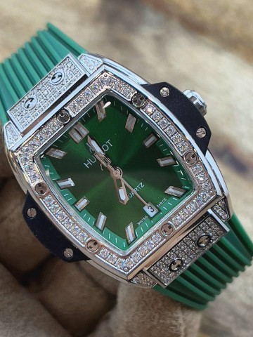 Часы Hublot