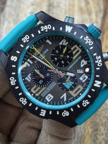 Часы Breitling