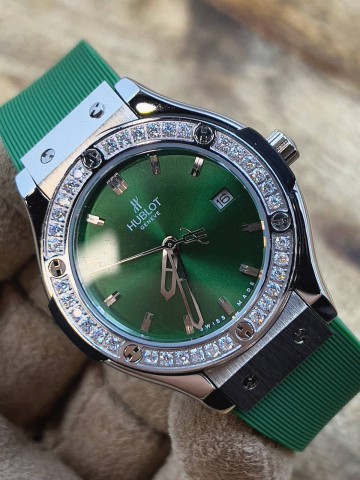 Часы Hublot