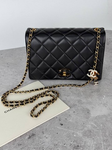 Сумка CHANEL
