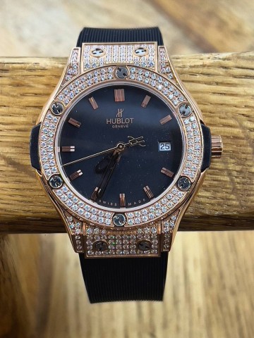 Часы Hublot