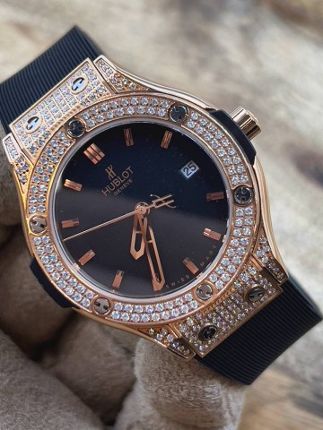 Часы Hublot