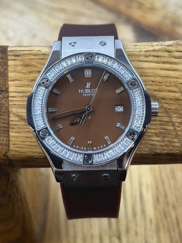 Часы Hublot