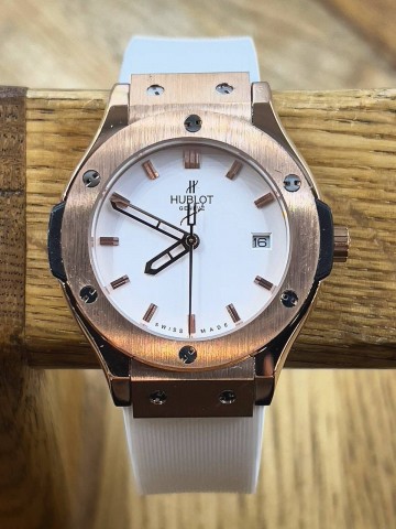 Часы Hublot