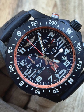 Часы Breitling