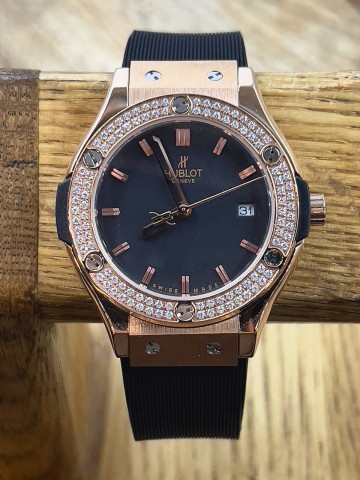 Часы Hublot