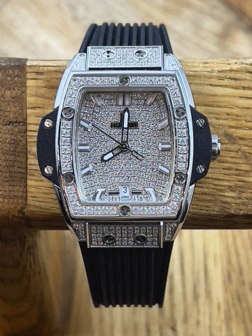 Часы Hublot