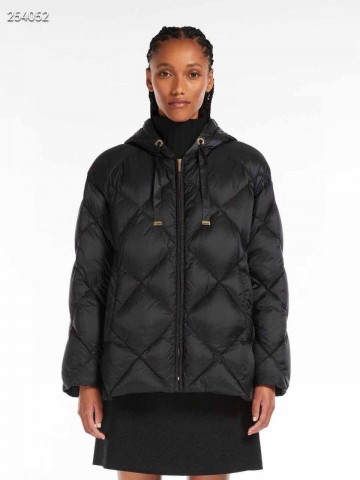 Пуховик MaxMara
