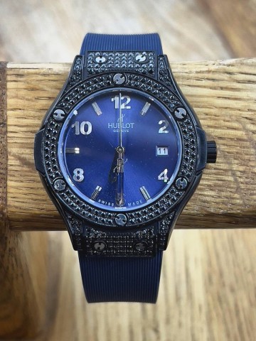 Часы Hublot