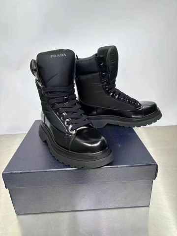 Сапоги Prada