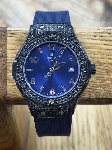 Часы Hublot