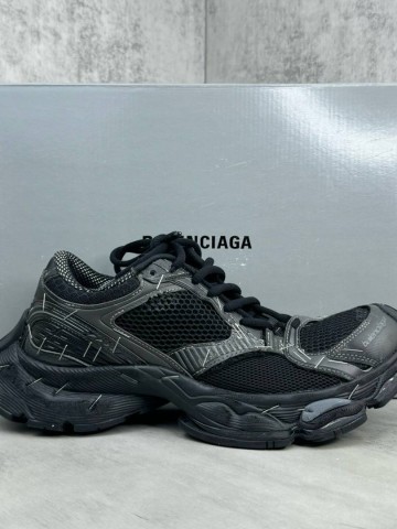 Кроссовки Balenciaga