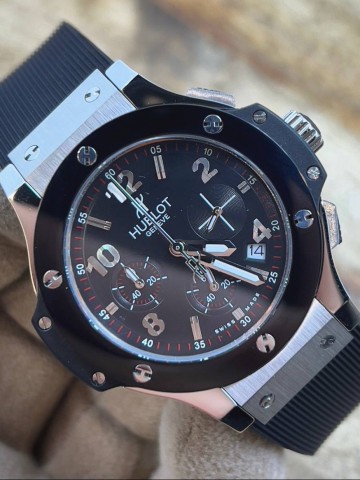 Часы Hublot