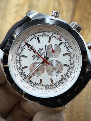 Часы Breitling