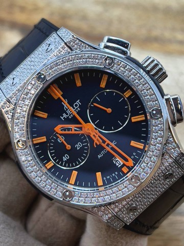 Часы Hublot