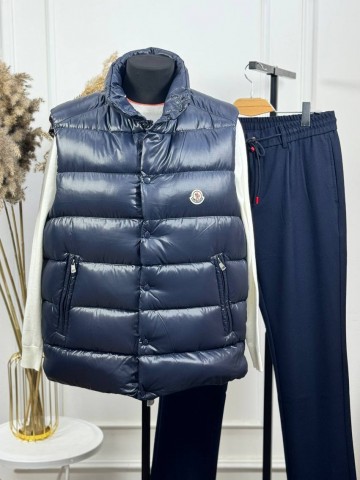 Безрукавка Moncler
