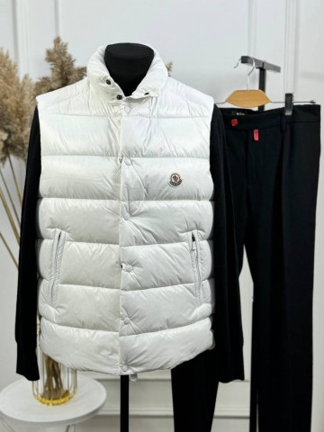 Безрукавка Moncler