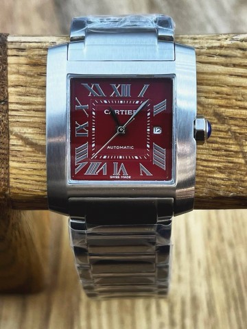 Часы Cartier