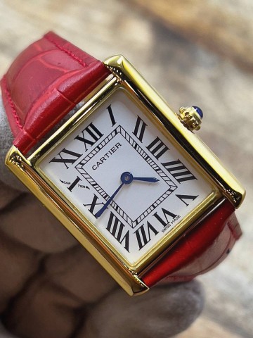 Часы Cartier
