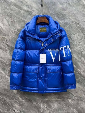 Пуховик Valentino