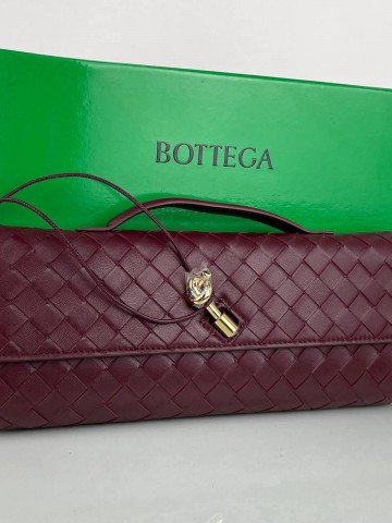 Клатч Bottega Veneta