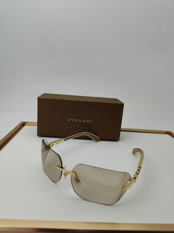 Солнцезащитные очки Bvlgari