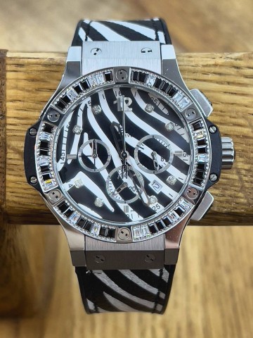 Часы Hublot