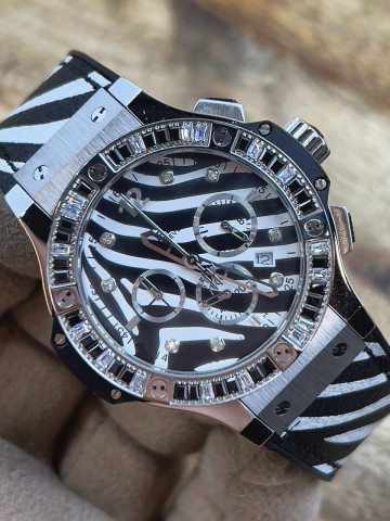 Часы Hublot