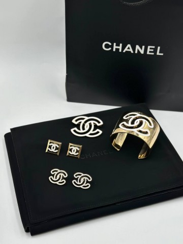 Серьги CHANEL