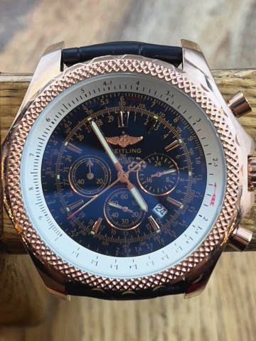 Часы Breitling