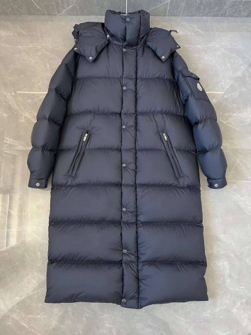 Пуховик Moncler