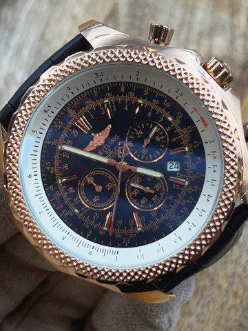 Часы Breitling