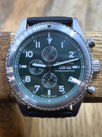 Часы Breitling