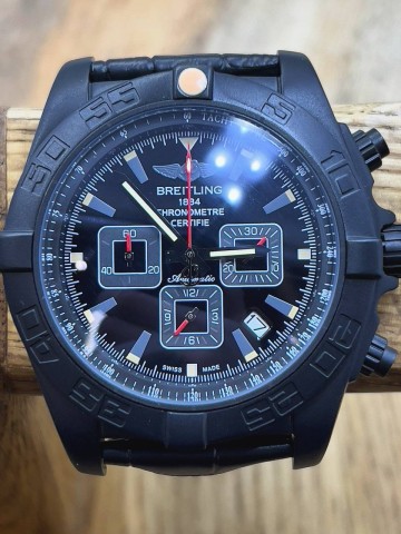 Часы Breitling