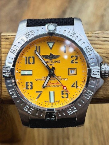 Часы Breitling