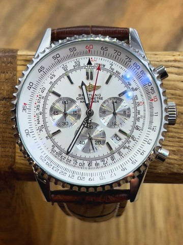 Часы Breitling