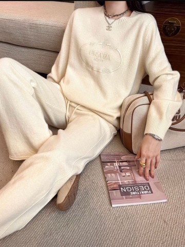Костюм Prada