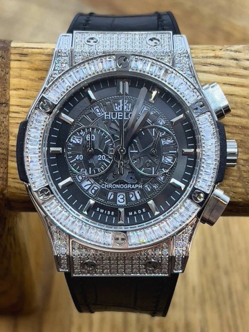 Часы Hublot