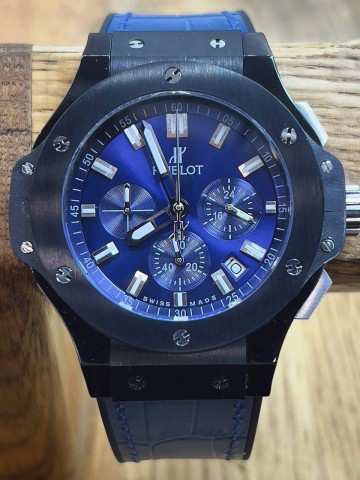 Часы Hublot