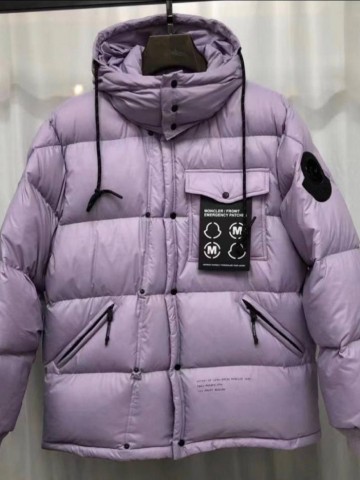 Пуховик Moncler