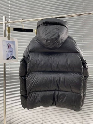 Пуховик Canada Goose