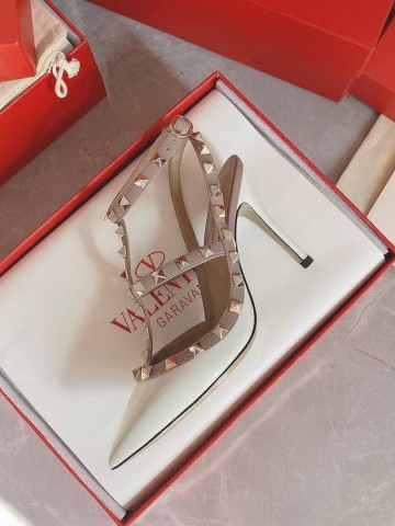 Босоножки Valentino