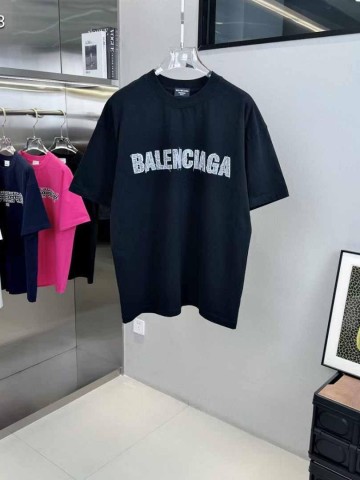 Футболка Balenciaga