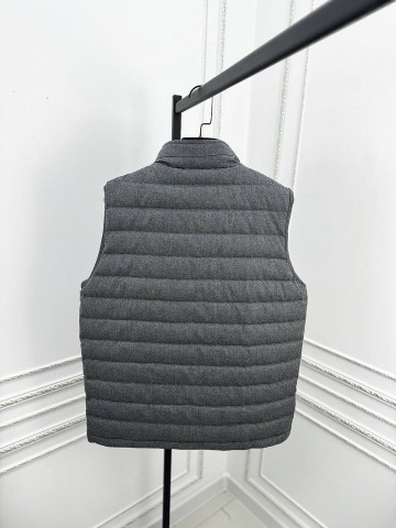Безрукавка Kiton