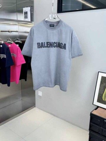 Футболка Balenciaga