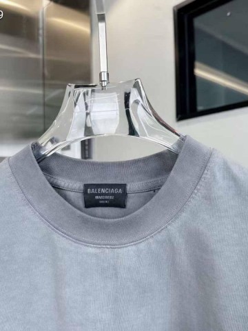 Футболка Balenciaga