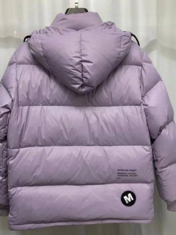 Пуховик Moncler