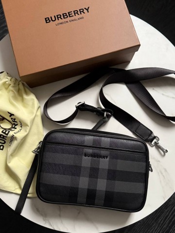 Сумка-мессенджер Burberry
