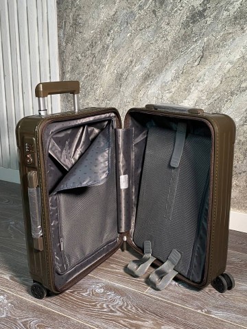 Чемодан Rimowa