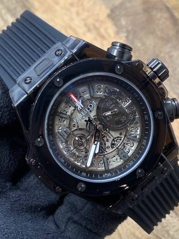 Часы Hublot